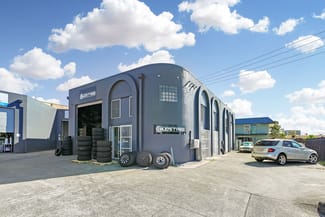 Factory, Warehouse & Industrial commercial property leased at Unit 1/3 Hutchinson Street Burleigh Heads QLD 4220 Factory, Warehouse & Industrial commercial property leased at Unit 1/3 Hutchinson Street Burleigh Heads QLD 4220