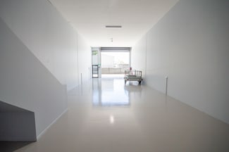 Factory, Warehouse & Industrial commercial property for lease at Molendinar QLD 4214
