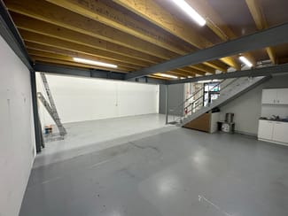 Factory, Warehouse & Industrial commercial property leased at 3/10-12 Sylvester Avenue Unanderra NSW 2526 Factory, Warehouse & Industrial commercial property leased at 3/10-12 Sylvester Avenue Unanderra NSW 2526