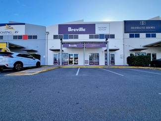 Showrooms / Bulky Goods commercial property leased at 17/1029 Manly Road Tingalpa QLD 4173