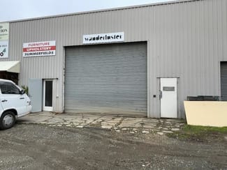Factory, Warehouse & Industrial commercial property leased at 2/4 Eames Street Albury NSW 2640