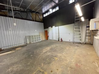 Factory, Warehouse & Industrial commercial property leased at 2/4 Eames Street Albury NSW 2640