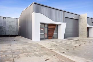 Factory, Warehouse & Industrial commercial property leased at Shed 2/11 Selkirk Drive Wendouree VIC 3355