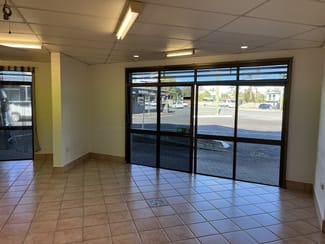 Offices commercial property leased at Shop 7/116-118 Hoare Street Manunda QLD 4870 Offices commercial property leased at Shop 7/116-118 Hoare Street Manunda QLD 4870