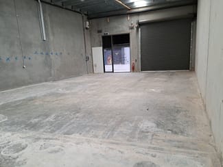 Showrooms / Bulky Goods commercial property leased at 8/26 Rutherford Court Maddingley VIC 3340