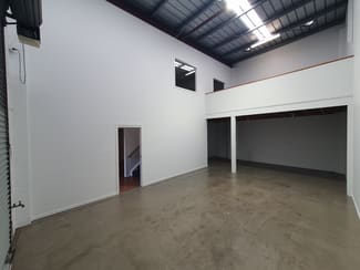 Factory, Warehouse & Industrial commercial property leased at Burleigh Heads QLD 4220