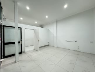 Shop & Retail commercial property leased at 2-3/372 Chapel Road Bankstown NSW 2200