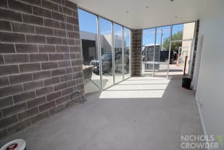 Factory, Warehouse & Industrial commercial property leased at 2/6-8 Concord Crescent Carrum Downs VIC 3201