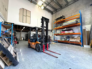 Factory, Warehouse & Industrial commercial property leased at 10/76 Township Drive Burleigh Heads QLD 4220 Factory, Warehouse & Industrial commercial property leased at 10/76 Township Drive Burleigh Heads QLD 4220