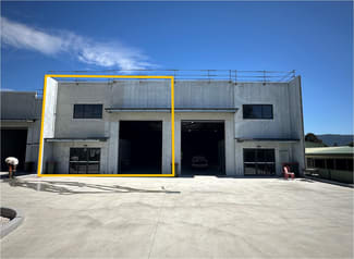 Showrooms / Bulky Goods commercial property leased at 2/31 Hamilton Street Dapto NSW 2530