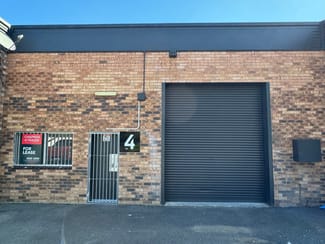 Factory, Warehouse & Industrial commercial property leased at Unit 4/3 Carnarvon Road West Gosford NSW 2250
