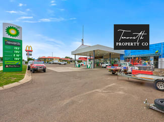 Shop & Retail commercial property leased at 397-401 Goonoo Goonoo Road Tamworth NSW 2340 Shop & Retail commercial property leased at 397-401 Goonoo Goonoo Road Tamworth NSW 2340