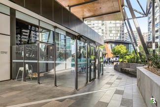 Medical / Consulting commercial property leased at 485 Kingsford Smith Drive Hamilton QLD 4007