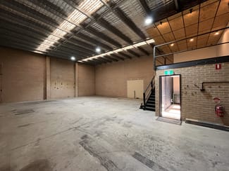 Factory, Warehouse & Industrial commercial property leased at 5/18 Sunset Avenue Barrack Heights NSW 2528 Factory, Warehouse & Industrial commercial property leased at 5/18 Sunset Avenue Barrack Heights NSW 2528