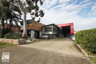 Showrooms / Bulky Goods commercial property leased at 25 Arab Road Padstow NSW 2211