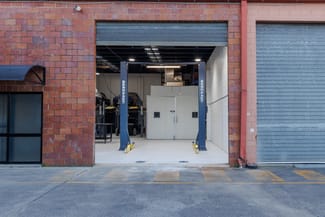 Factory, Warehouse & Industrial commercial property leased at 2/5 Hutchinson Street Burleigh Heads QLD 4220 Factory, Warehouse & Industrial commercial property leased at 2/5 Hutchinson Street Burleigh Heads QLD 4220