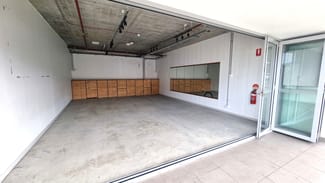 Shop & Retail commercial property leased at 2/10-12 Roger Street Brookvale NSW 2100