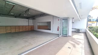 Shop & Retail commercial property leased at 2/10-12 Roger Street Brookvale NSW 2100