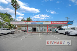 Showrooms / Bulky Goods commercial property leased at Shop 2/2 Queensport Road Murarrie QLD 4172