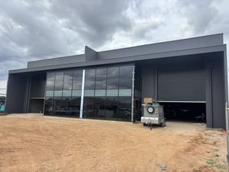 Factory, Warehouse & Industrial commercial property leased at 11 Watervale Drive Green Fields SA 5107