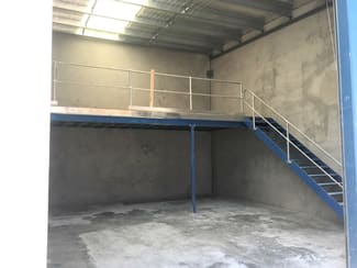 Factory, Warehouse & Industrial commercial property leased at 21 Middle Road Hillcrest QLD 4118 Factory, Warehouse & Industrial commercial property leased at 21 Middle Road Hillcrest QLD 4118
