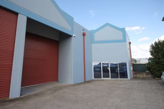 Factory, Warehouse & Industrial commercial property leased at UNIT 3/68 ANDREW STREET Wynnum QLD 4178