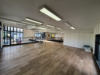 Factory, Warehouse & Industrial commercial property leased at Burleigh Heads QLD 4220