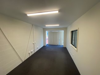 Factory, Warehouse & Industrial commercial property leased at Unit 14/8-10 Barry Road Chipping Norton NSW 2170