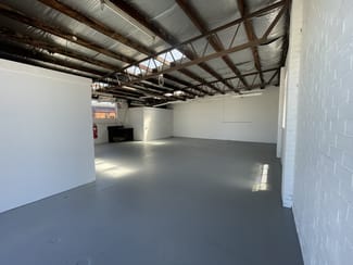 Factory, Warehouse & Industrial commercial property leased at 2/5 Levanswell Road Moorabbin VIC 3189