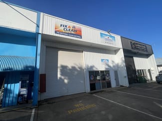 Factory, Warehouse & Industrial commercial property leased at Shed 5/56 Mort Street North Toowoomba QLD 4350
