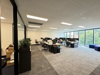 Factory, Warehouse & Industrial commercial property leased at Unit 4, 2 Phillip Court Port Melbourne VIC 3207