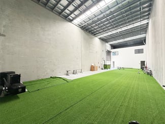 Showrooms / Bulky Goods commercial property leased at 5/34-36 Mill Street Yarrabilba QLD 4207