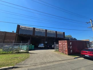Factory, Warehouse & Industrial commercial property for lease at Smithfield NSW 2164
