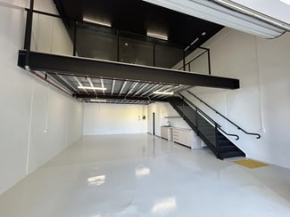 Factory, Warehouse & Industrial commercial property leased at 113/515 Olsen Avenue Southport QLD 4215