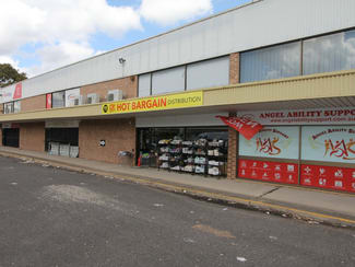 Factory, Warehouse & Industrial commercial property leased at 11/5 Hollylea Road Leumeah NSW 2560