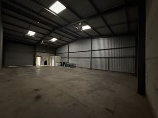 Factory, Warehouse & Industrial commercial property leased at 8 Motto Lane Heatherbrae NSW 2324