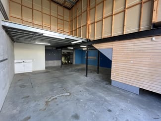 Factory, Warehouse & Industrial commercial property leased at 11/7 Traders Way Currumbin Waters QLD 4223 Factory, Warehouse & Industrial commercial property leased at 11/7 Traders Way Currumbin Waters QLD 4223