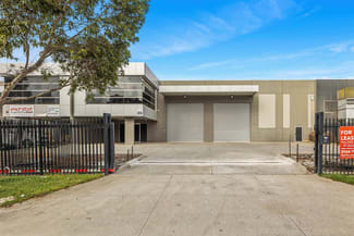 Showrooms / Bulky Goods commercial property leased at 39 Sunline Drive Truganina VIC 3029