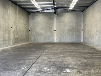 Factory, Warehouse & Industrial commercial property leased at 8/122-124 Radium Street North Welshpool WA 6106