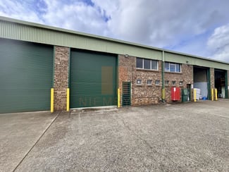 Factory, Warehouse & Industrial commercial property leased at Unit 17/28-30 Barry Road Chipping Norton NSW 2170