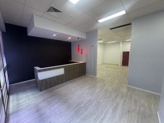 Showrooms / Bulky Goods commercial property leased at Unit 2/116 - 118 Wollongong Street Fyshwick ACT 2609
