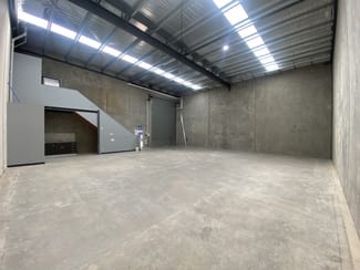 Factory, Warehouse & Industrial commercial property for lease at 10/479 Dohertys Road Truganina VIC 3029