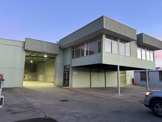 Factory, Warehouse & Industrial commercial property leased at 26-28 Spray Avenue Mordialloc VIC 3195