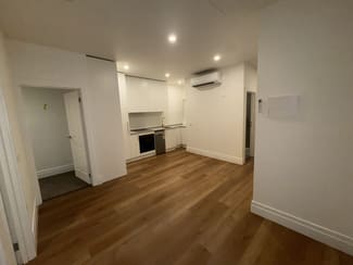 Offices commercial property leased at 418 Centre Road Bentleigh VIC 3204