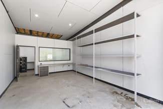 Factory, Warehouse & Industrial commercial property leased at 2/265 Ingham Road Garbutt QLD 4814