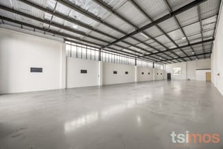 Factory, Warehouse & Industrial commercial property leased at 15A Hinkler Road Mordialloc VIC 3195