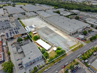 Factory, Warehouse & Industrial commercial property for lease at 38 Pineapple Street Zillmere QLD 4034