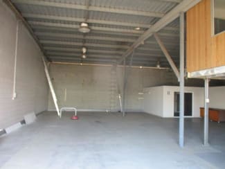 Factory, Warehouse & Industrial commercial property leased at Tenancy 1/2-4 Knight Street Portsmith QLD 4870