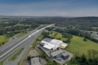 Factory, Warehouse & Industrial commercial property leased at D/84 Sandalwood Lane Forest Glen QLD 4556