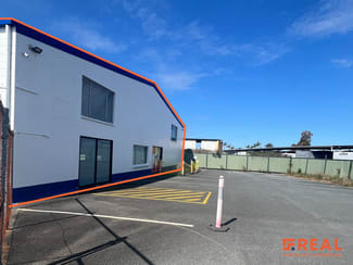Factory, Warehouse & Industrial commercial property leased at 4/36 Machinery Drive Tweed Heads South NSW 2486 Factory, Warehouse & Industrial commercial property leased at 4/36 Machinery Drive Tweed Heads South NSW 2486